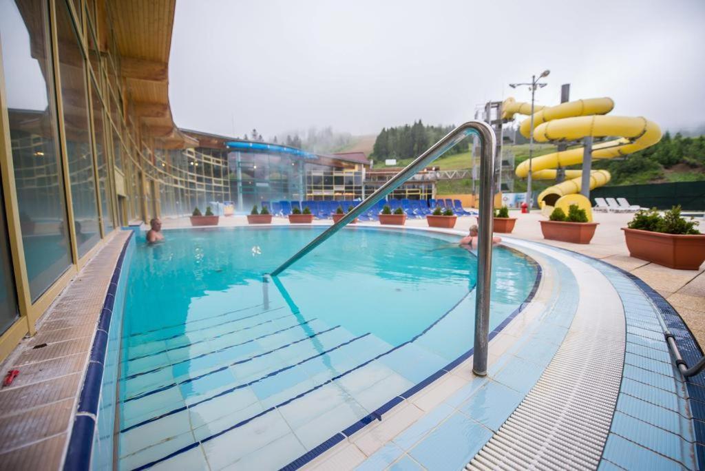 Apartmany Meander Thermal & Ski Rezort Oravice Exterior foto