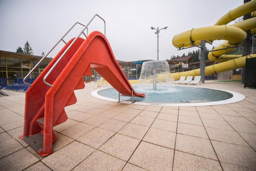 Apartmany Meander Thermal & Ski Rezort Oravice Exterior foto